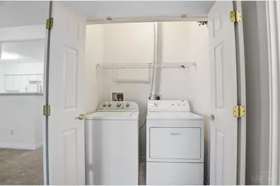 6770 Kelseys Oak Court, Green Township, OH 45248 - Photo 20