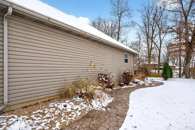 2575 Martha Lane, Hanover Township, OH 45013 - Photo 4