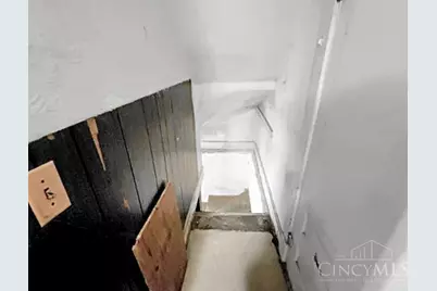 1705 Wyoming Avenue, Cincinnati, OH 45205 - Photo 8