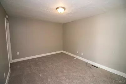 2074 Roosevelt Avenue, Springfield Township, OH 45240 - Photo 22