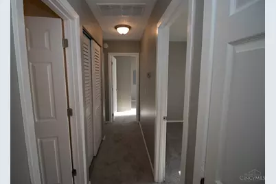 2074 Roosevelt Avenue, Springfield Township, OH 45240 - Photo 14