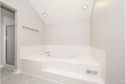 2600 Cleinview Avenue #12, Cincinnati, OH 45206 - Photo 12