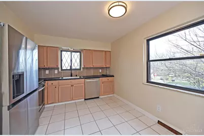 3627 W Liberty Street, Cincinnati, OH 45205 - Photo 6