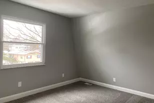 5221 Clearlake Dr, Green Township, OH 45247 - Photo 10