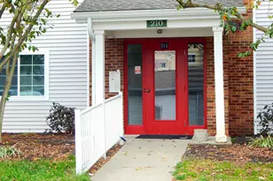 210 Carrington Pl, Loveland, OH 45140 - Photo 2