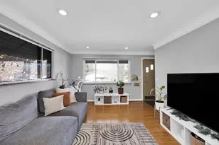 2011 Parkhurst Ct, Cincinnati, OH 45224 - Photo 6