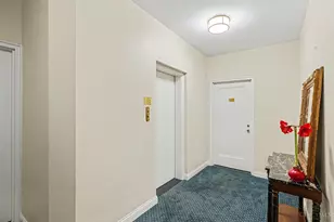 2374 Madison Rd, Cincinnati, OH 45208 - Photo 6