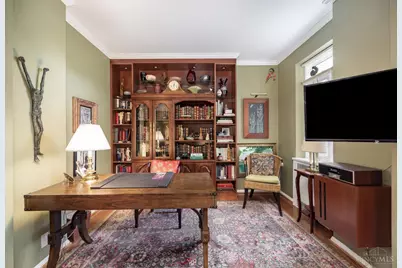 2374 Madison Road #E2F, Cincinnati, OH 45208 - Photo 12