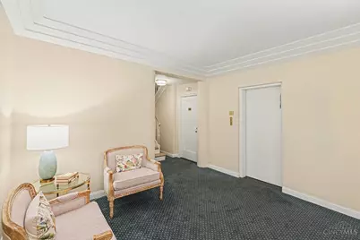 2374 Madison Road #E2F, Cincinnati, OH 45208 - Photo 4