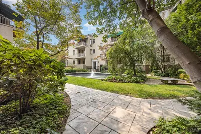 2374 Madison Road #E2F, Cincinnati, OH 45208 - Photo 2