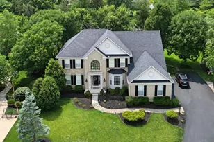 5747 Richmond Park Dr, Mason, OH 45040 - Photo 2