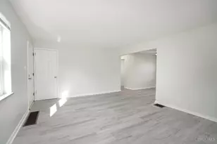 1478 Foxwood Dr, Cincinnati, OH 45231 - Photo 6