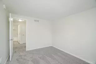 2949 North Bend Rd, Green Township, OH 45239 - Photo 16