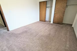9536 Woodland Hills Dr, West Chester, OH 45011 - Photo 4