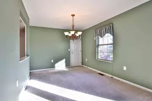 5340 Meadow Walk Ln, Green Township, OH 45247 - Photo 8