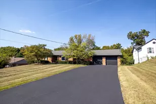 3586 Rackacres Dr, Green Township, OH 45211 - Photo 1