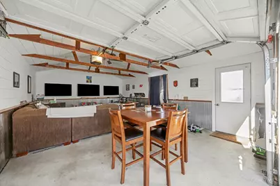 8521 Darnell Avenue, Sycamore Township, OH 45236 - Photo 22