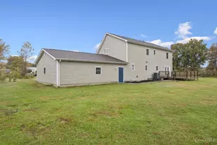 21602 Woodville Rd, Perry Township, OH 45107 - Photo 4