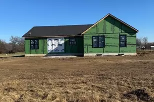 2259 McKinley Farms Ln, Monroe Township, OH 45157 - Photo 2