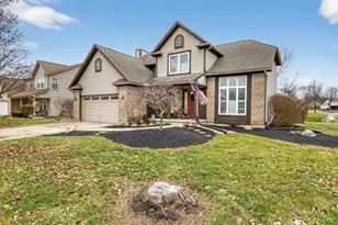 1028 Reveres Run, Lebanon, OH 45036 - Photo 2