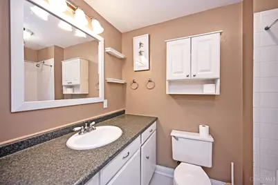 8801 Tudor Court, Sycamore Township, OH 45242 - Photo 14