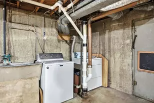 5719 Biscayne Ave, Green Township, OH 45248 - Photo 54