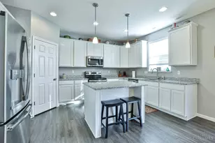 5810 Turning Leaf Way, Hamilton Township, OH 45039 - Photo 10