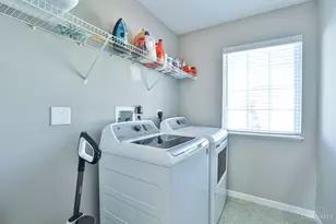 5810 Turning Leaf Way, Hamilton Township, OH 45039 - Photo 34