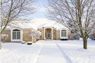 6640 Palmer Pl, Miami Township, OH 45140 - Photo 2