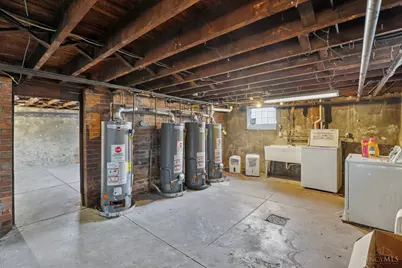 1212 Bates Avenue, Cincinnati, OH 45225 - Photo 44