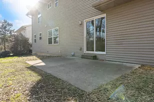 140 Hollytree Dr, Monroe, OH 45044 - Photo 8