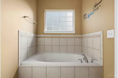 8016 Acorn Trail, Hamilton Township, OH 45039 - Photo 24