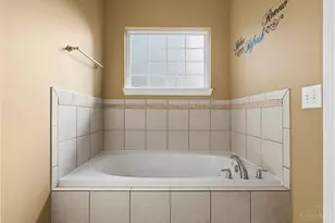 8016 Acorn Trail, Hamilton Township, OH 45039 - Photo 24