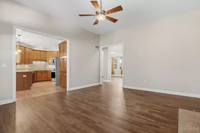 8016 Acorn Trail, Hamilton Township, OH 45039 - Photo 8