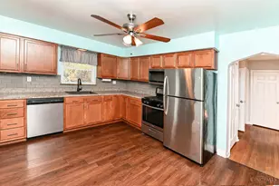 5618 Leumas Rd, Green Township, OH 45239 - Photo 10