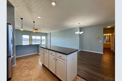 9411 Stoneybrooke, Springfield Township, OH 45231 - Photo 10