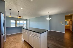 9411 Stoneybrooke, Springfield Township, OH 45231 - Photo 10