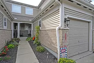 921 Heritage Green Dr, Monroe, OH 45050 - Photo 2