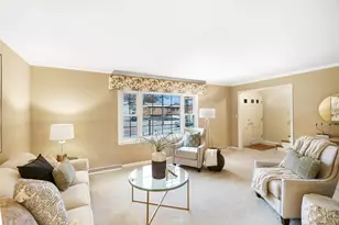 5979 Fawnridge Ct, Green Township, OH 45239 - Photo 4