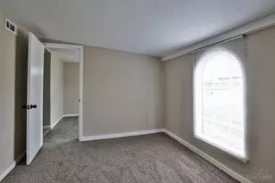 1309 Oxford State Rd, Middletown, OH 45044 - Photo 6