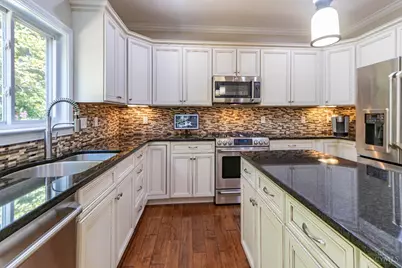 880 Sunrise Ridge Court, Hamilton Township, OH 45039 - Photo 18