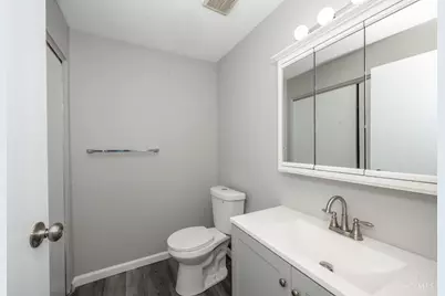 7240 Creekview Drive #7, Colerain Township, OH 45247 - Photo 12
