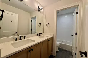 7406 Orchard St, Columbia Township, OH 45227 - Photo 40