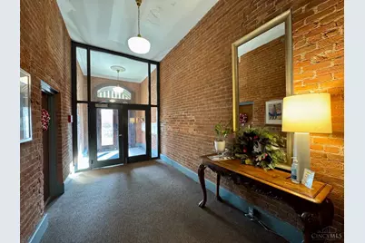 412 Liberty Hill #1B, Cincinnati, OH 45202 - Photo 8