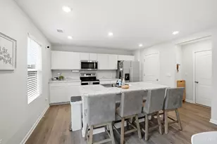 4992 Lakeview Dr, Hamilton Township, OH 45152 - Photo 12