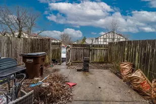 9528 Haddington Ct, Colerain Township, OH 45251 - Photo 6