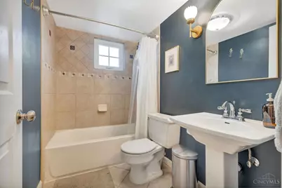 7800 Spirea Drive, Sycamore Township, OH 45236 - Photo 16