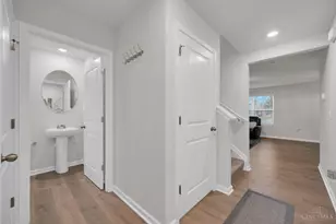 2405 Amelia Ct, Colerain Township, OH 45239 - Photo 4