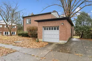 84 Burley Cir, Cincinnati, OH 45218 - Photo 2