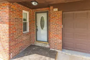 5441 Lanius Ln, Cincinnati, OH 45224 - Photo 2
